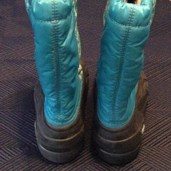 Sorel size 6 blue (teal) and black winter boots for girls - Picture 4 of 6